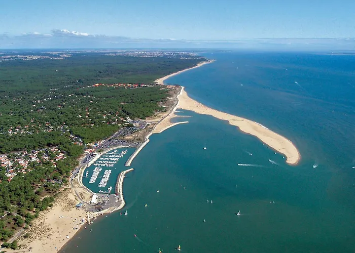 Les De La Palmyre By Interhome